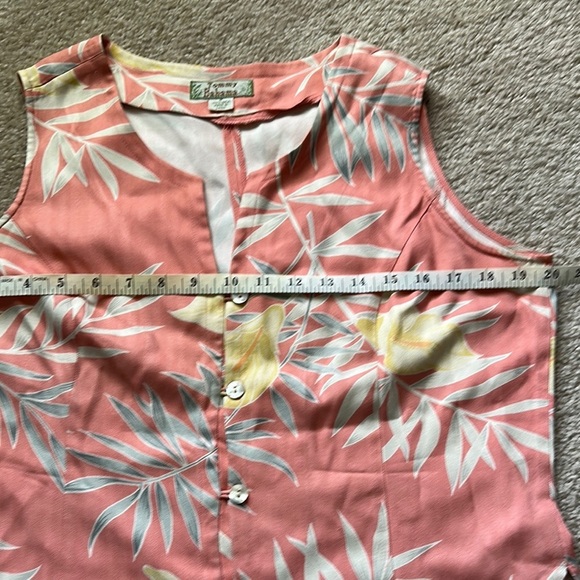Tommy Bahama Pink Floral 100% Silk Tropical Vest Women’s Medium - Picture 3 of 7